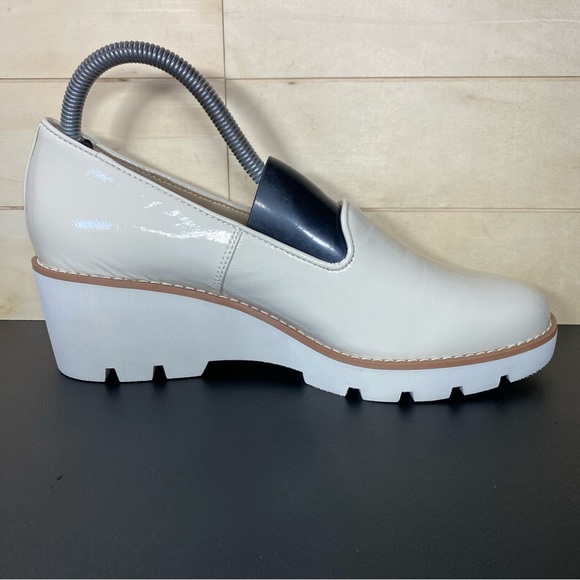 Vionic Willa Wedge Cream White Women's Size 8 Orthopedic Shoes Patent Leather - Picture 3 of 12